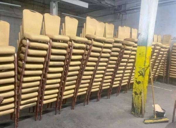Commercial-Grade Stackable Banquet Chairs – Large Quantity Available 1