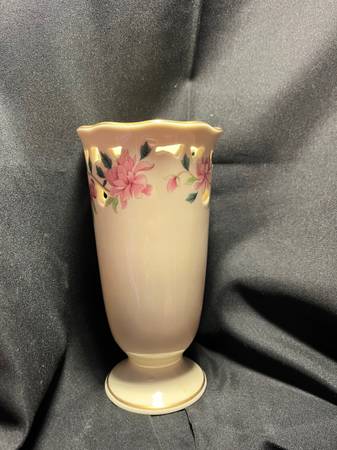 🌸 Lenox ~Barrington~ Pierced Footed Vase – 8.5" 🌸 ✨ Pink Flowers 1