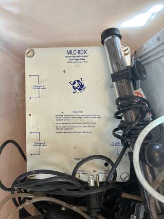 Master Lighting Controller MLC 8DX Dual Trigger (2) 1