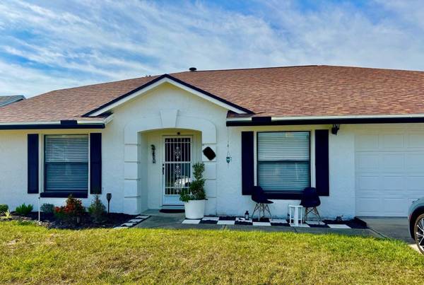 Large Bedroom + Private Space + Pool + Gym 1