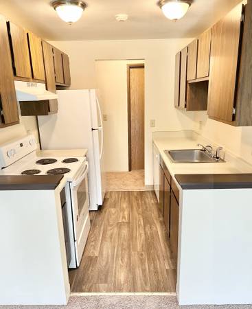 $1,550 / 2br - 845ft2 - Medium Two Bedroom, One Bathroom Apartment Coming Available (West Olympia)63948084658947124
