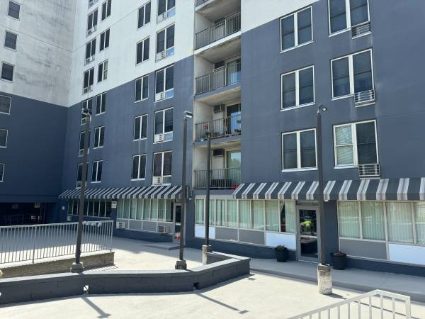 $2,233 / 2br - 936ft2 - MOVE IN SPECIAL! Newly Remodeled 2 Br in Chelsea! (Chelsea)63996406143363122