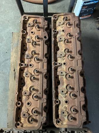 The Left Head is for a 235 Chevy Good Core - $30063470290779523121