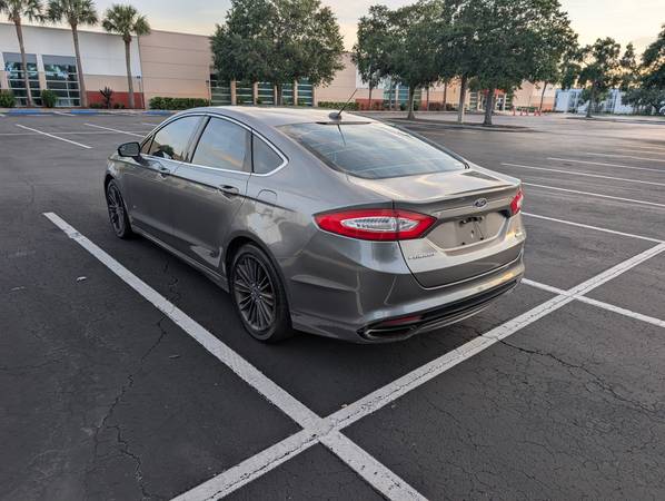 2013 Ford Fusion SE - $2,999 (Tampa, FL)63443498384771124
