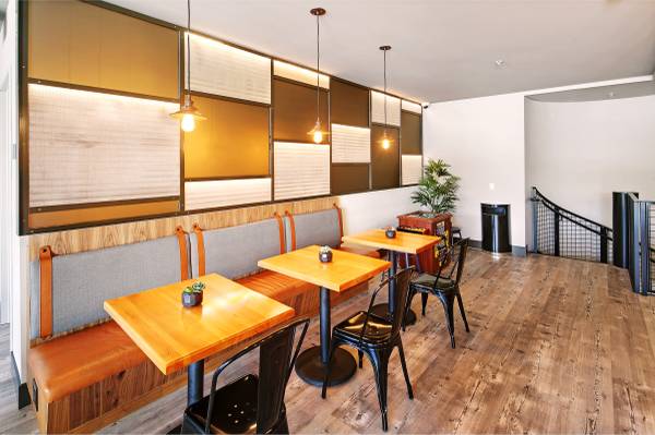 $2,266 / 1br - 663ft2 - S425 Secure Entry, High Ceilings, Juliet Balcony Available Now! Apply!63808106863747122