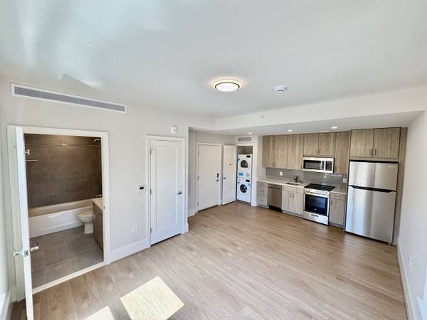 $2,400 MEJOR OFERTA EN GEORGETOWN! ¡TODO INCLUIDO! ¡LAVADORA/SECADORA EN LA UNIDAD! (Georgetown)63896153439106122