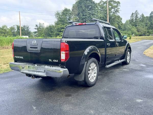 2011 Nissan Frontier SL Crew Cab 4WD - $7,995 (B&G AUTO SALES, CHELMSFORD 978-855-8338)63470622644225122