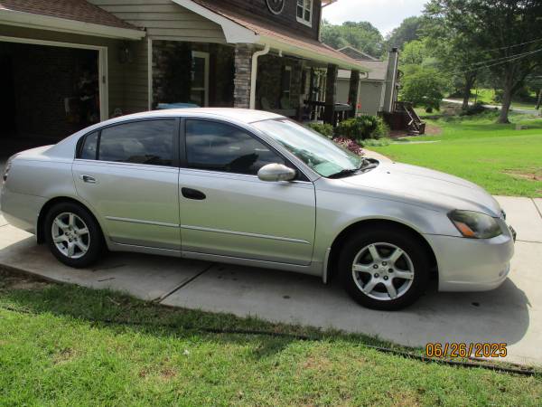 2005 NISSAN ALTIMA - $1.500 (LILBURN)63620737141377122