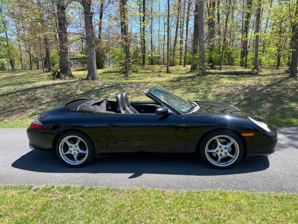 2002 Porsche 911 descapotable, 6 velocidades, estado excelente - $20,900 (Winchester va)63616705113729121