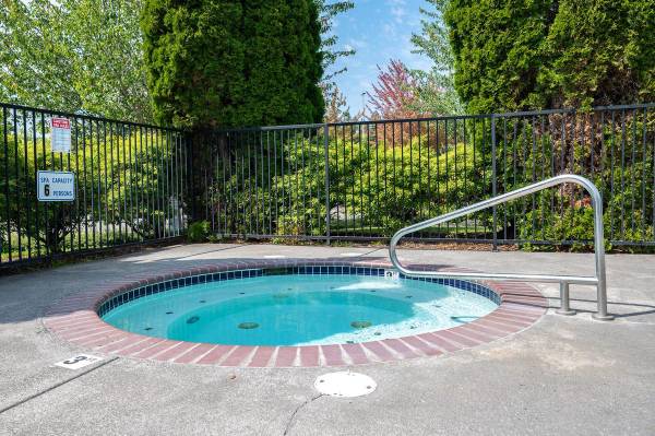 $1,122 / 1br - 658ft2 - Easy Access to Hwy 26, Extra Storage, Fitness Center, Ceiling Fan (Hillsboro)63831326059011121