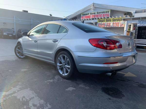 2010 Volkswagen CC Luxury Sedan 4D very low mileage - $6,999 (North Hollywood)63441082969345124