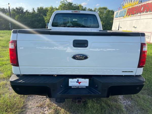 2014 Ford Super Duty F-250 SRW 2WD SuperCab 8 Long Bed 6.2L Gas - $13,970 (New Braunfels)63439417445121123