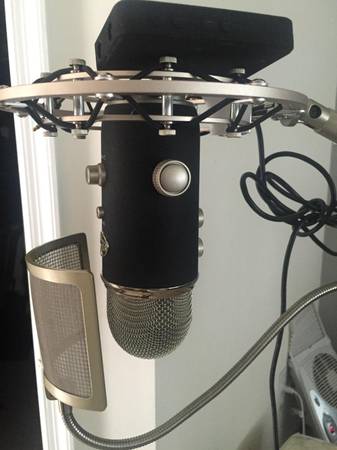 Yeti Pro Microphone + Mount (Retail $350) - $140 (Wolf Ranch)63471176691841120