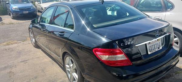 2010 Mercedes C300 V6 Grandpas gar.kept NICE low 151k 5 MORE MBZ DEALS - $5,495 (concesionario de autos 431 Arden Way @ Del Paso)63616868887683123