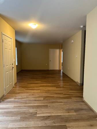 $2,295 / 2br - 1106ft2 - Área de barbacoa, suelos de madera laminada, área de juegos (18111 25th Ave NE, Marysville, WA)63811610983553122