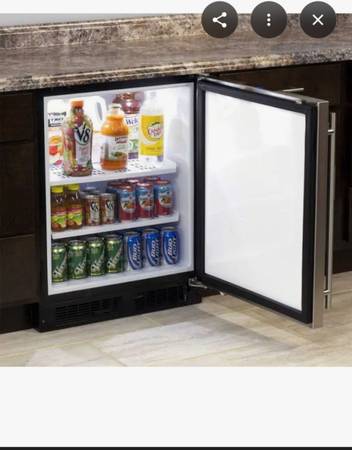 Marvel Undercounter Refrigerator 1