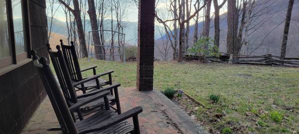 $893 / 2br - Main house on one lot and Park Model Cabin64029210556931120