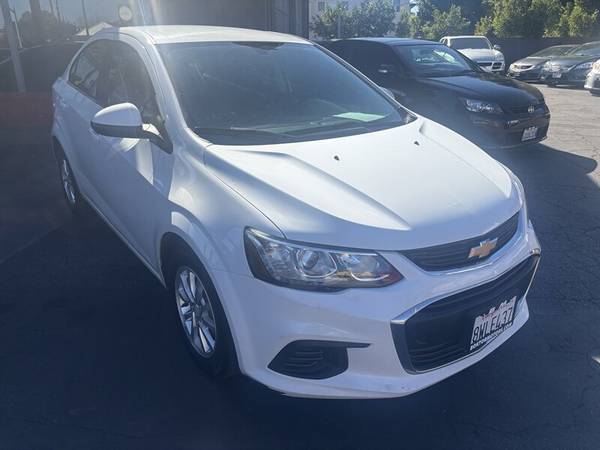 2017 Chevrolet Sonic LT Auto - $6,98863441143824387123
