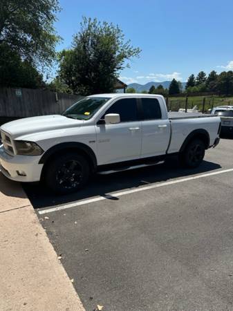 ESPECIAL MECÁNICO - 2010 Dodge Ram 1500 Sport Hemi 5.7 - $5,200 (Lakewood)63612218095233121