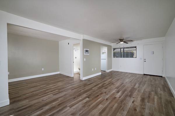$2,235 / 480ft2 - Remarkable Value. Unbeatable Location. Studio Avail Now🚀🏡 (San Diego, La Jolla)64037223191555121