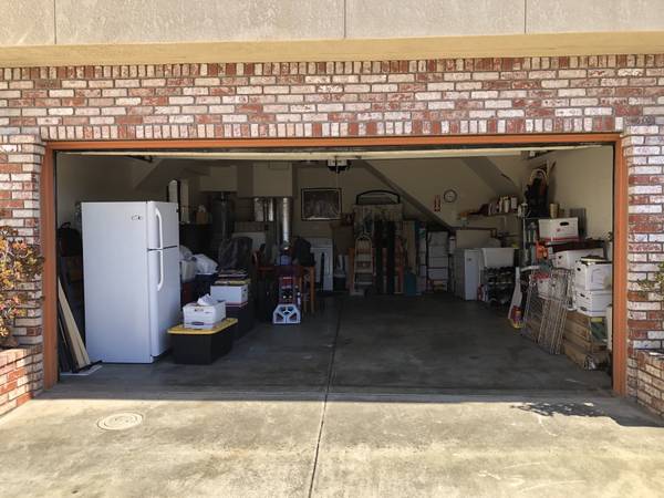 $260 per month,storage available for rent . OK for one full size vehic 1