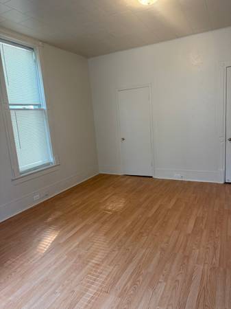 $950 / 3br - 3 bdrm, 1.5 bath house (Red Oak, IA)63968760794883121
