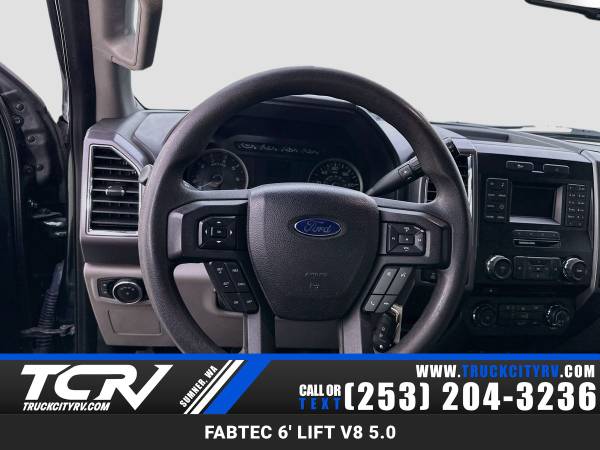 2015 Ford F-150 XLT SuperCrew - Photo 12