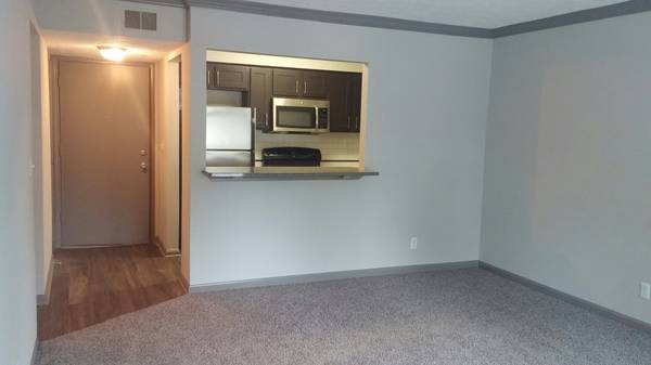 $1,099 / 1br - 688ft2 - Take the next big step, here with District! (Louisville)64008826321410123