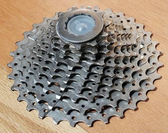 Shimano's XT 10-speed Bike Cassette 11-36T 1