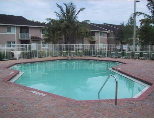 $2,200 / 2br - $2200 ACCESSIBLE 2B/2B IN SERENITY PALMS (DAVIE)64051003800833123