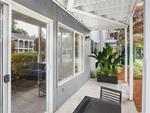 $1,495 / 2br - TOUR & get a FREE GIFT + AC! Close to Gifford Pinchot National Forest (Beaverton)64039222282881121