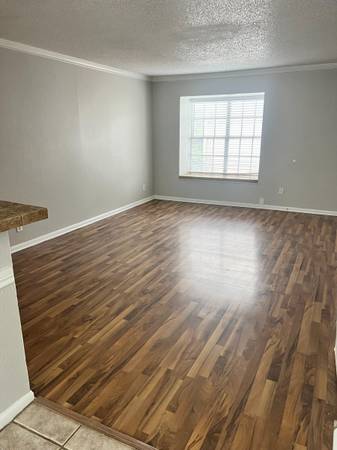 $795 / 2br - 1000ft2 - 2 X 1 and 2 X 2 Available now! (Corpus Christi)64036541580035123