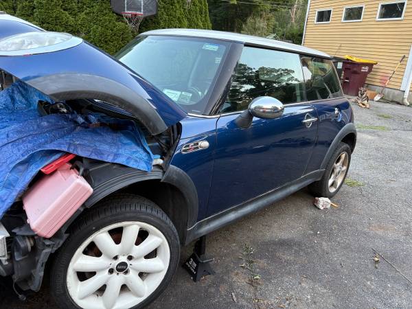 2003 Mini Cooper R53 - $800 (Monroe)63436937017857124