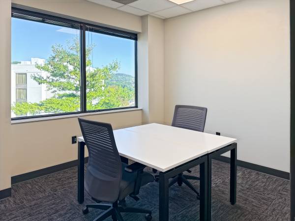 $1,380 Espresso Yourself – Private Offices in Brentwood (Brentwood)63904698004739120