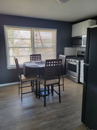 $850.00 / 1br - Furnished Room for Rent In Quiet Historic area63843415145475124