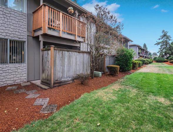 $1,450 / 2br - Estacionamiento asignado y para visitantes - Visite Keizer Rapids Park - 2 habitaciones (Keizer)63660412753027124