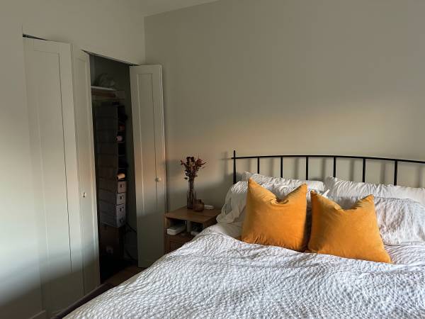 $1,800 / 2br - 1br in 2br/2bth apartment available for short term sublet (Bushwick)64033290085891121