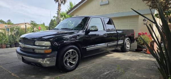 Chevy Silverado 1500 - $10,000 (Windsor)63617492224259121