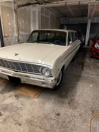 2 X car tandem indoor 1