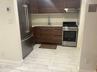 $2,950 / 950ft2 - $2,950 Boston, 950 sqft South End Garden Level Apartment (Boston)63817562410369121