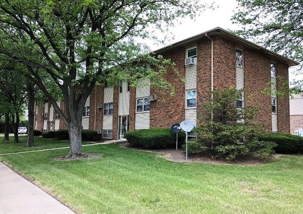 $930 / 2br - Amplio apartamento de 2 habitaciones (101 N Williamsburg)63700527697667120