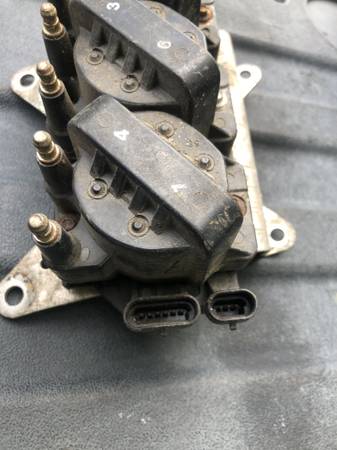 Coil and module pack v6 General Motors - $60 (Rockland mass)63439026934403121