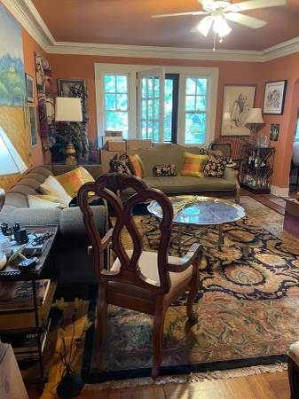 $1,340 / 1br - 825ft2 - 1 bedroom with balcony available at The Belvedere - October (Shadyside)64013363104387121