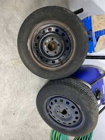 GM 14" steel wheels 1