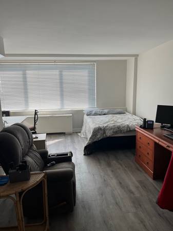 $500 / 480ft2 - Sublet Available Wednesday October 15th until Wednesday October 22nd (Arlington)64040192616450122