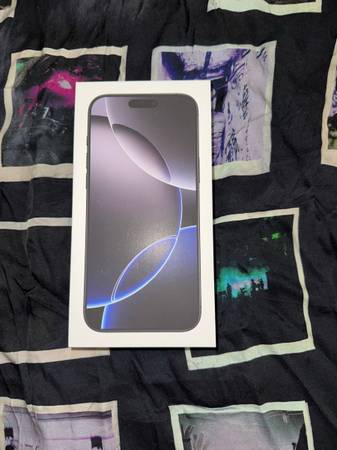 New Apple iphone 16 pro 1TB space black unlocked 1