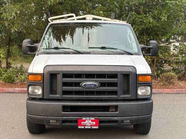 2012 Ford E-Series E 150 - Photo 3