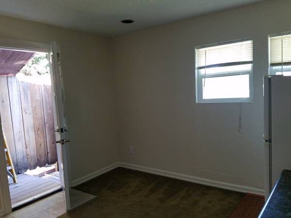$795 ▓ Not an Apt. Complex.... ▓ ■>■■ Sm.  Private STUDIO. (Modesto)63970159910147124