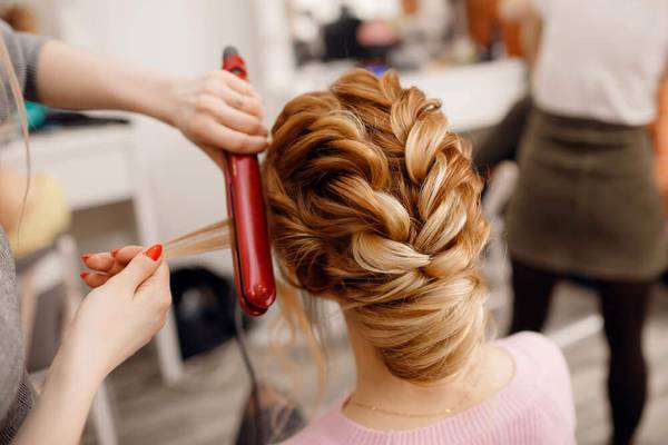 Popular Salon, Spa & Boutique 1