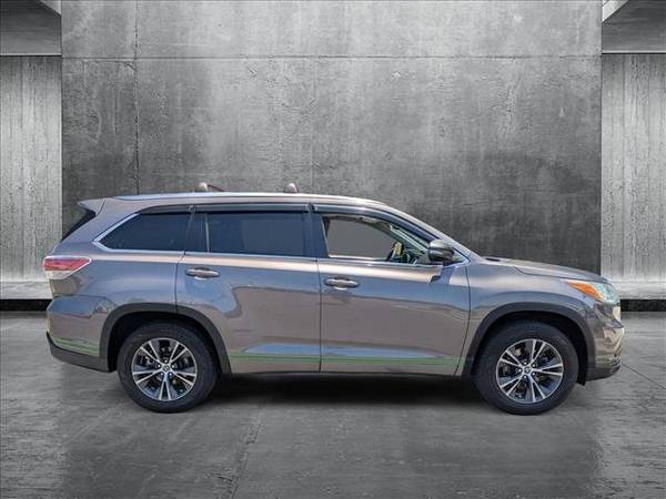 2016 Toyota Highlander XLE SUV - $15,995 (Llame al *(760) 585-4333* para confirmar disponibilidad al instante)63440802844801124